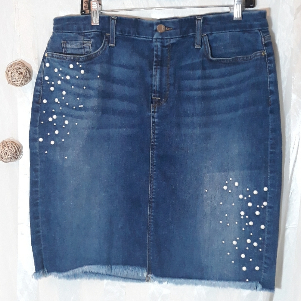 - 💙 7 FAM Frayed Hem Denim Skirt Plus Size